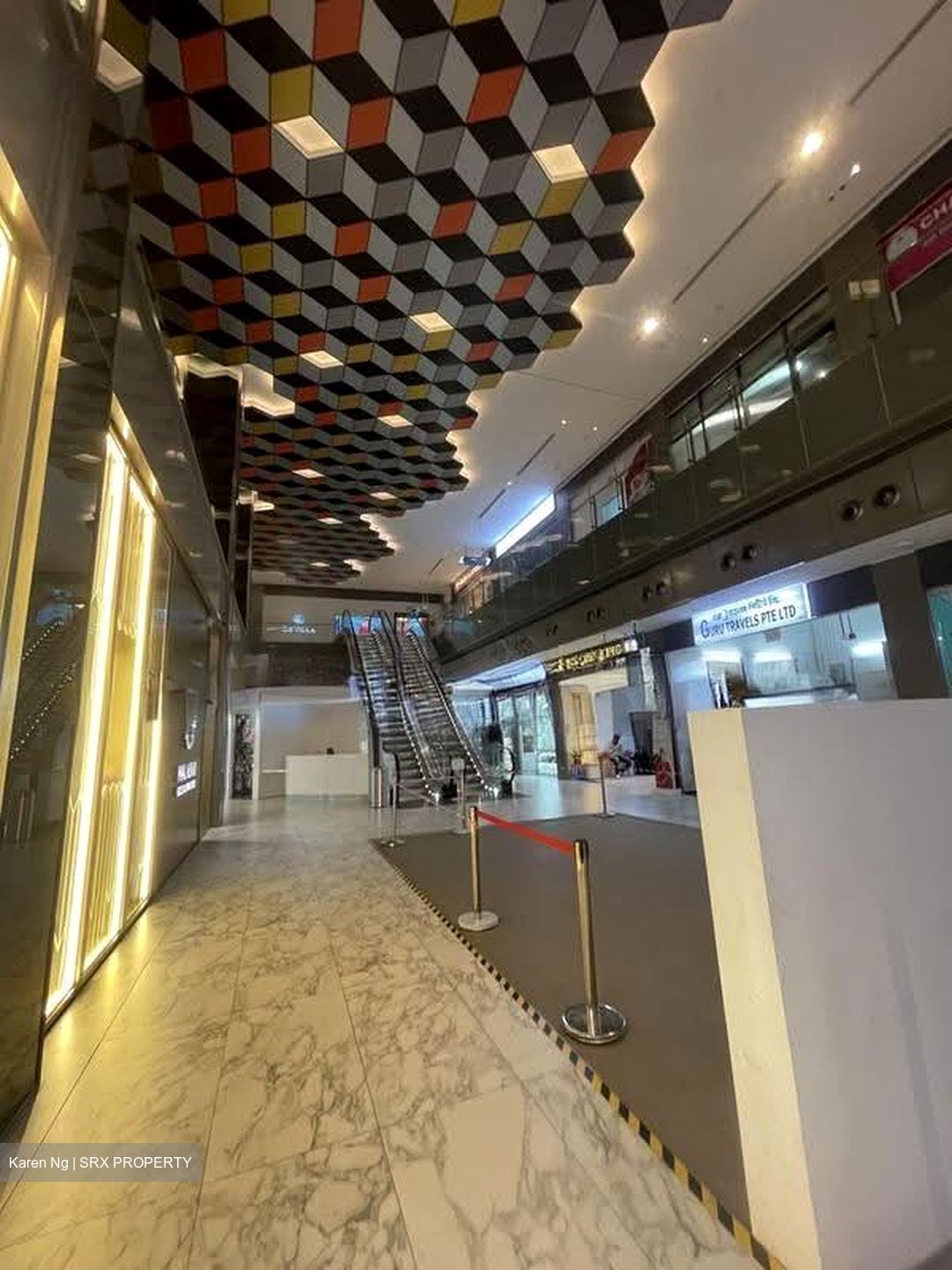 Centrium Square (D8), Office #640244111